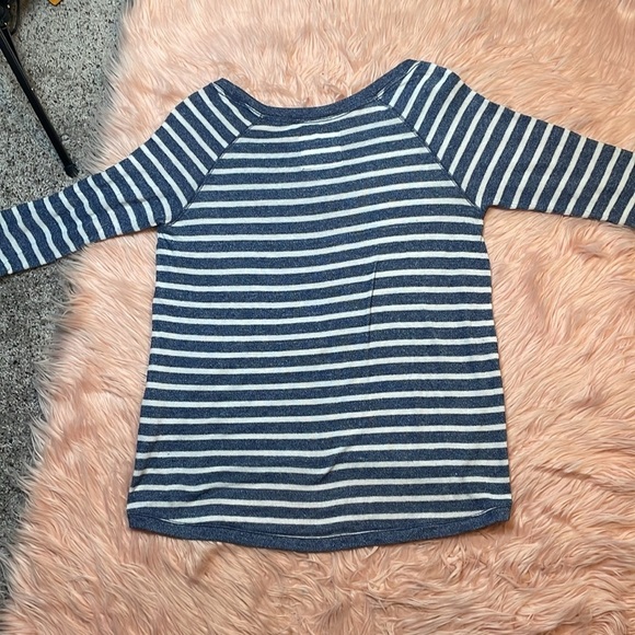 Abercrombie & Fitch Stripe Sweater Size Large - Picture 2 of 5